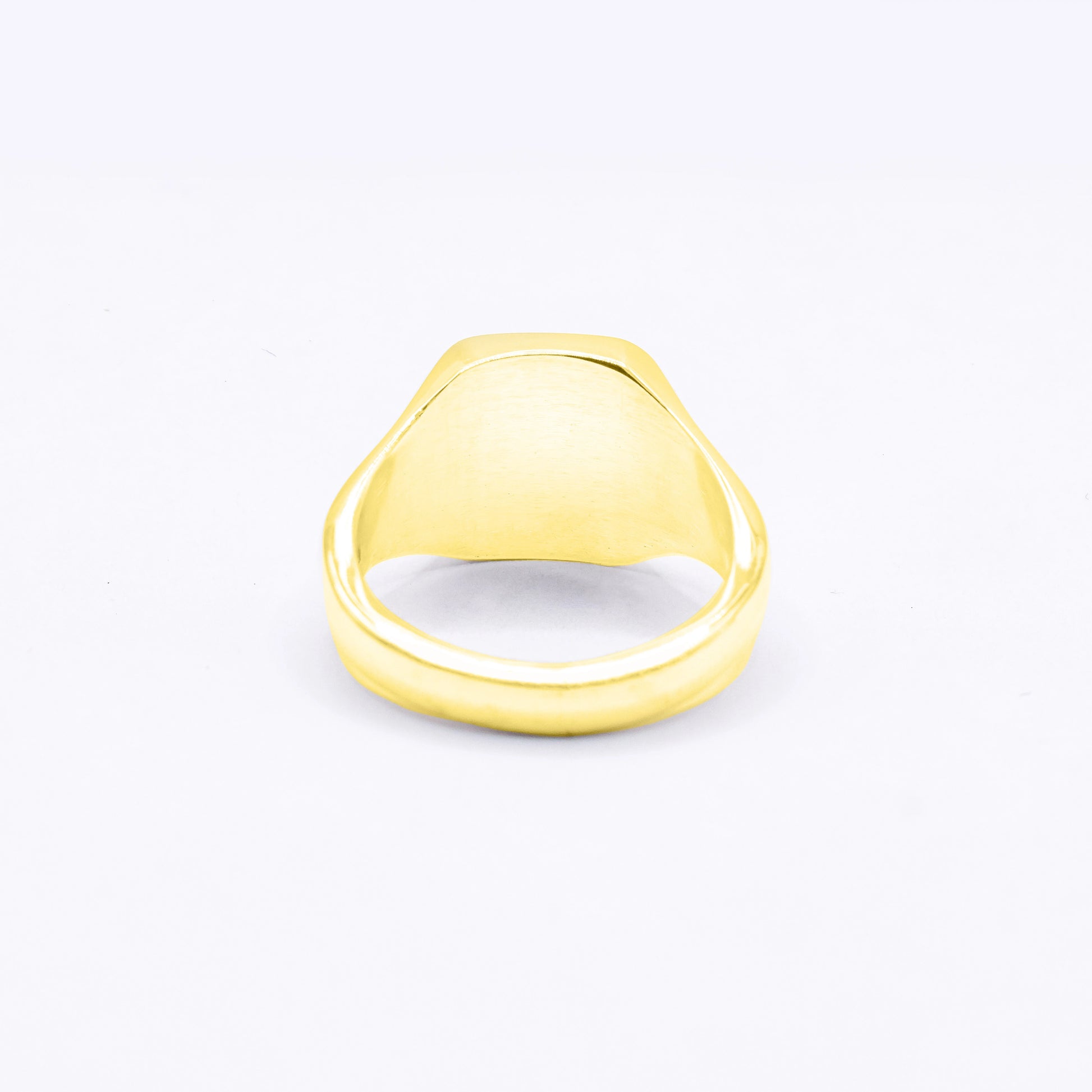 18ct Gold Signet Cushion